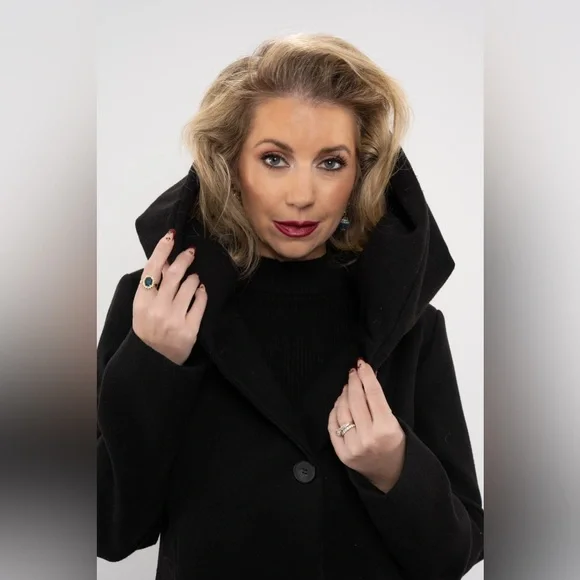 Coat - Picture 7 of 9